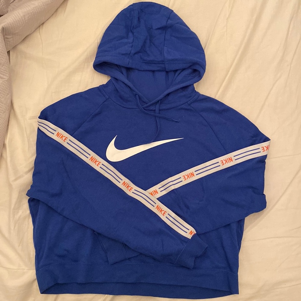 Nike Blue Cropped Hoodie Repeated Nike Spelled Out On The Sleeves